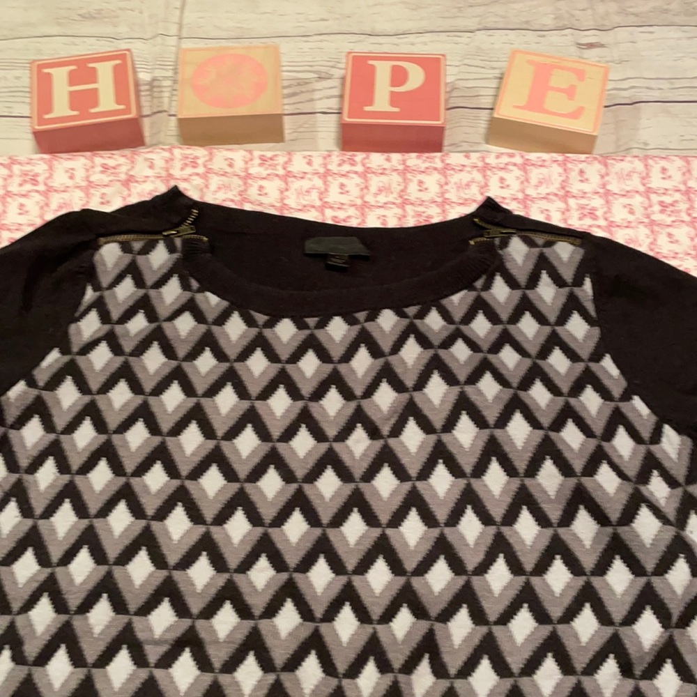 Worthington Size L Sweater
